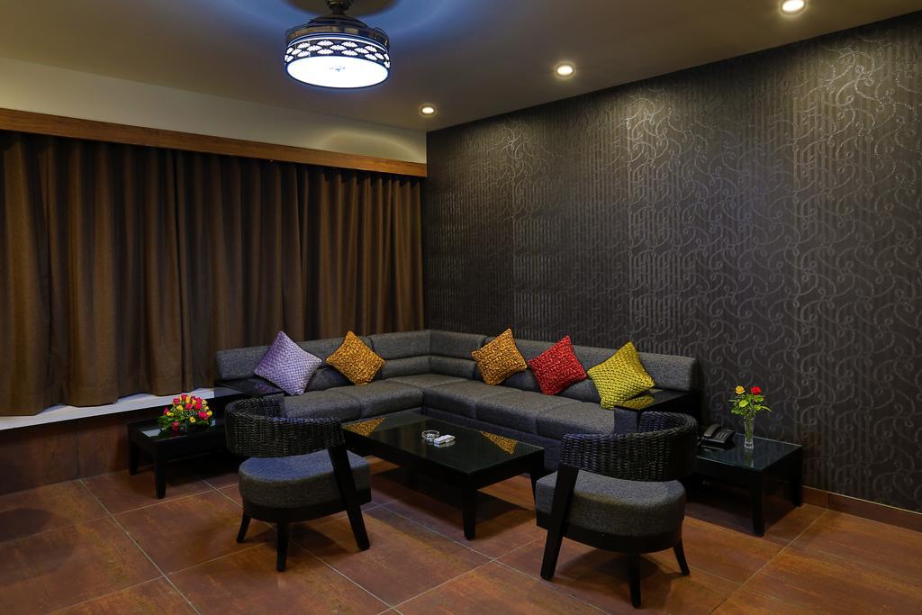 Grand Kailash Hotel Аурангабад Номер фото